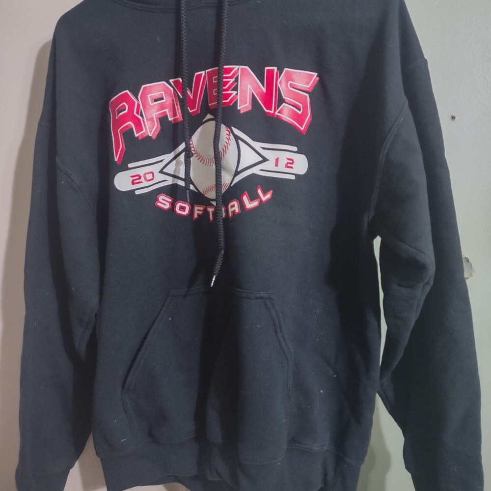 Woman's‎ 2012 Ravens Softball Hoodie size Medium